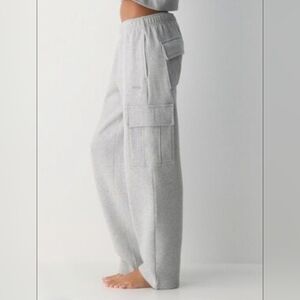 🌷Aritzia Mega Fit Sweatfleece Cozy Fleece Sweatpant🌷Size 2XS